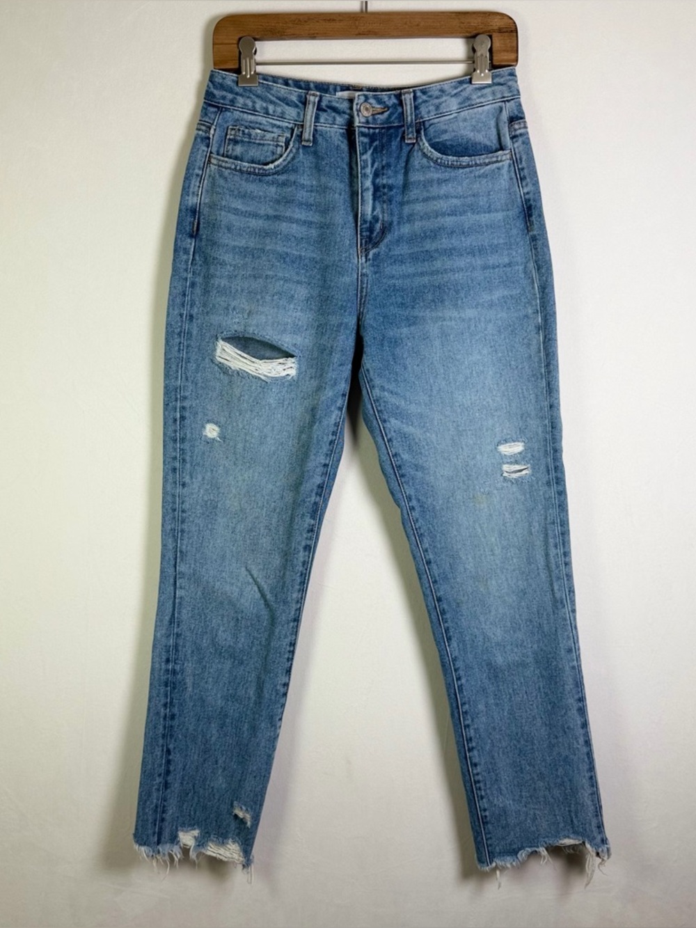 VERVET Women’s Distressed Straight Leg Jeans 25” Raw Hem High Rise Light Wash - Picture 2 of 9